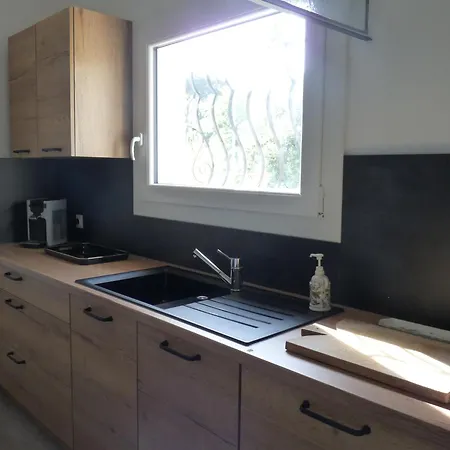 Apartment Independant Dans Villa, Entre Et St Raphael *